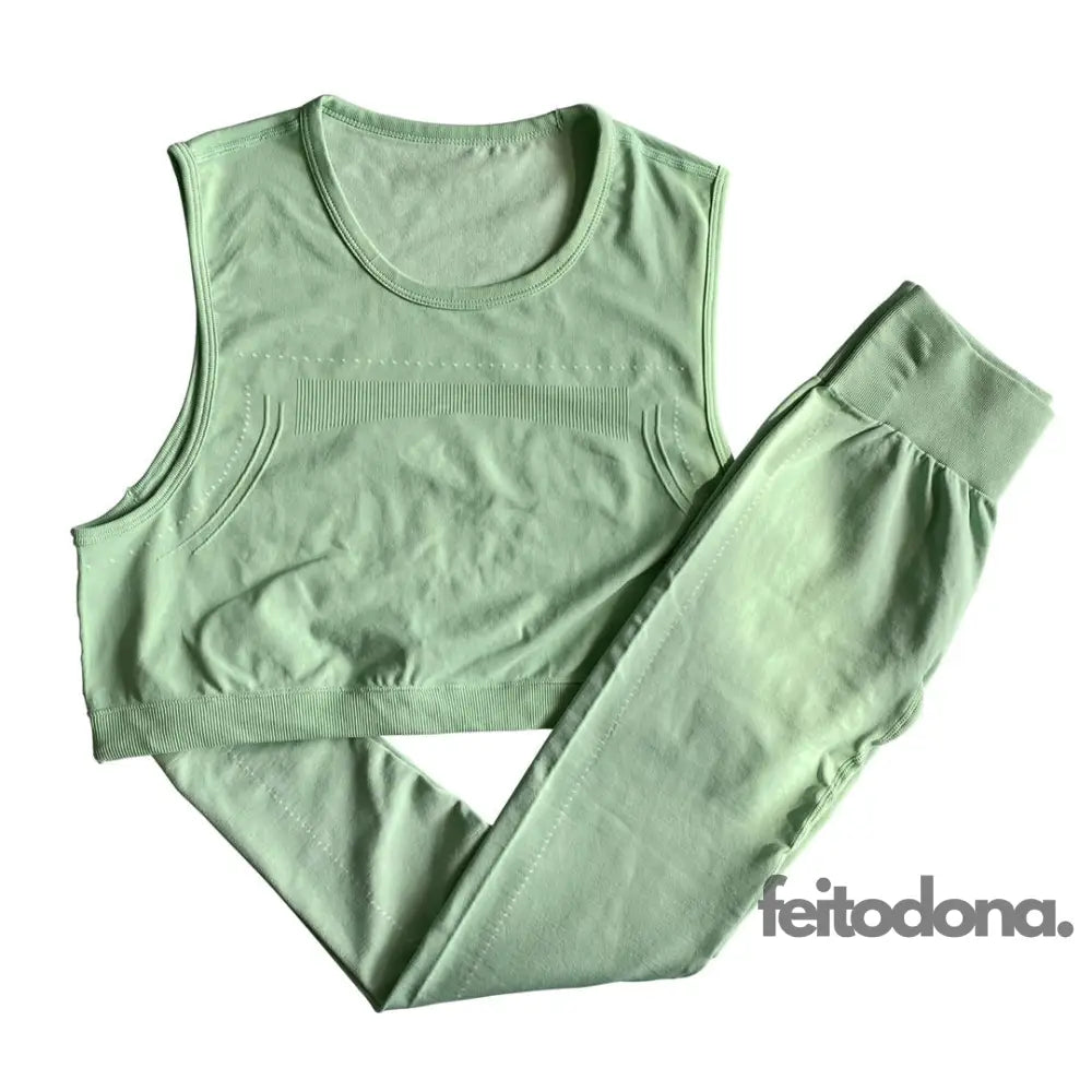 Conjunto Fitness Mayane Verde Claro / P